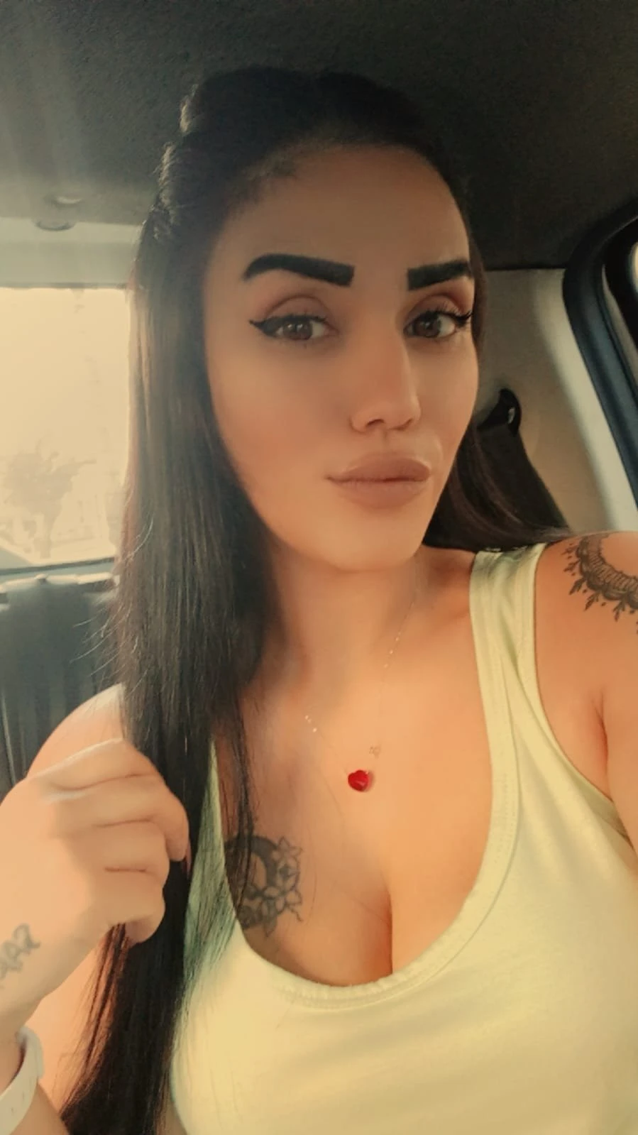 Jana – Lebanese escort in Beirut — 3 / 9