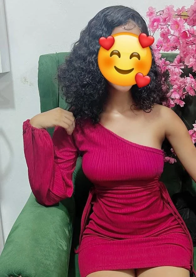 Juicy Boobs Bella Soft Ass Meet & Cum – South African escort in Kolkata — 2 / 4