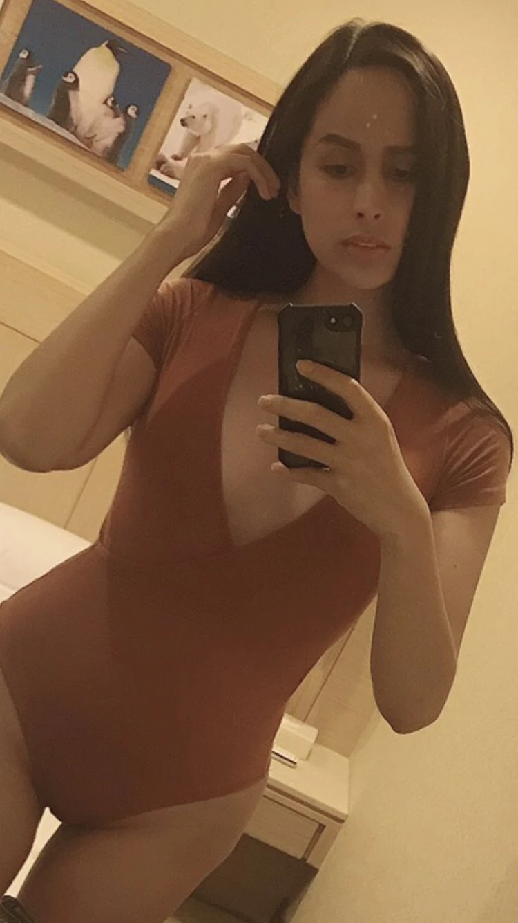Hot and Tight,cum with me on Cam. – escort in Mumbai — 2 / 7