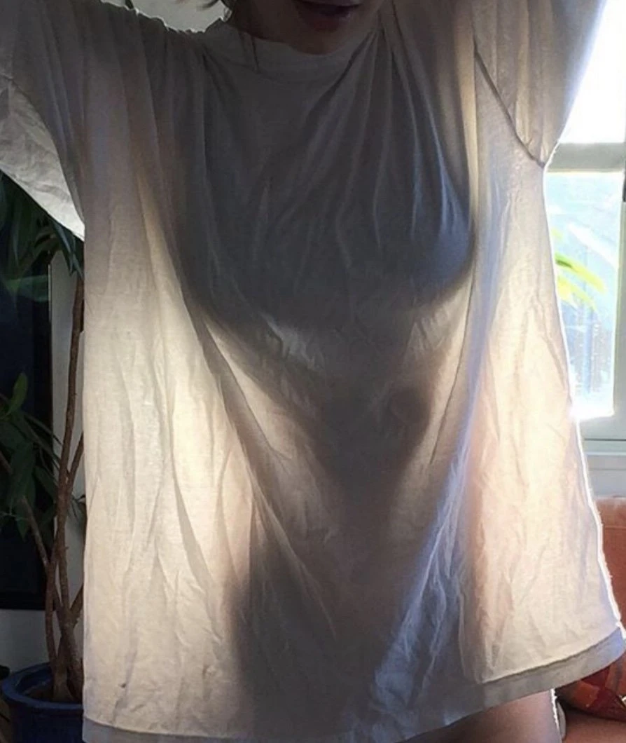 So Jin – South Korean escort in Seoul — 3 / 8