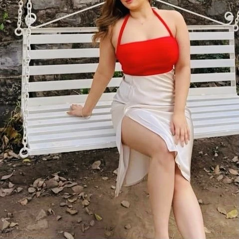 Pegeant winner beauty queen – Sri Lankan escort in Colombo — 2 / 3