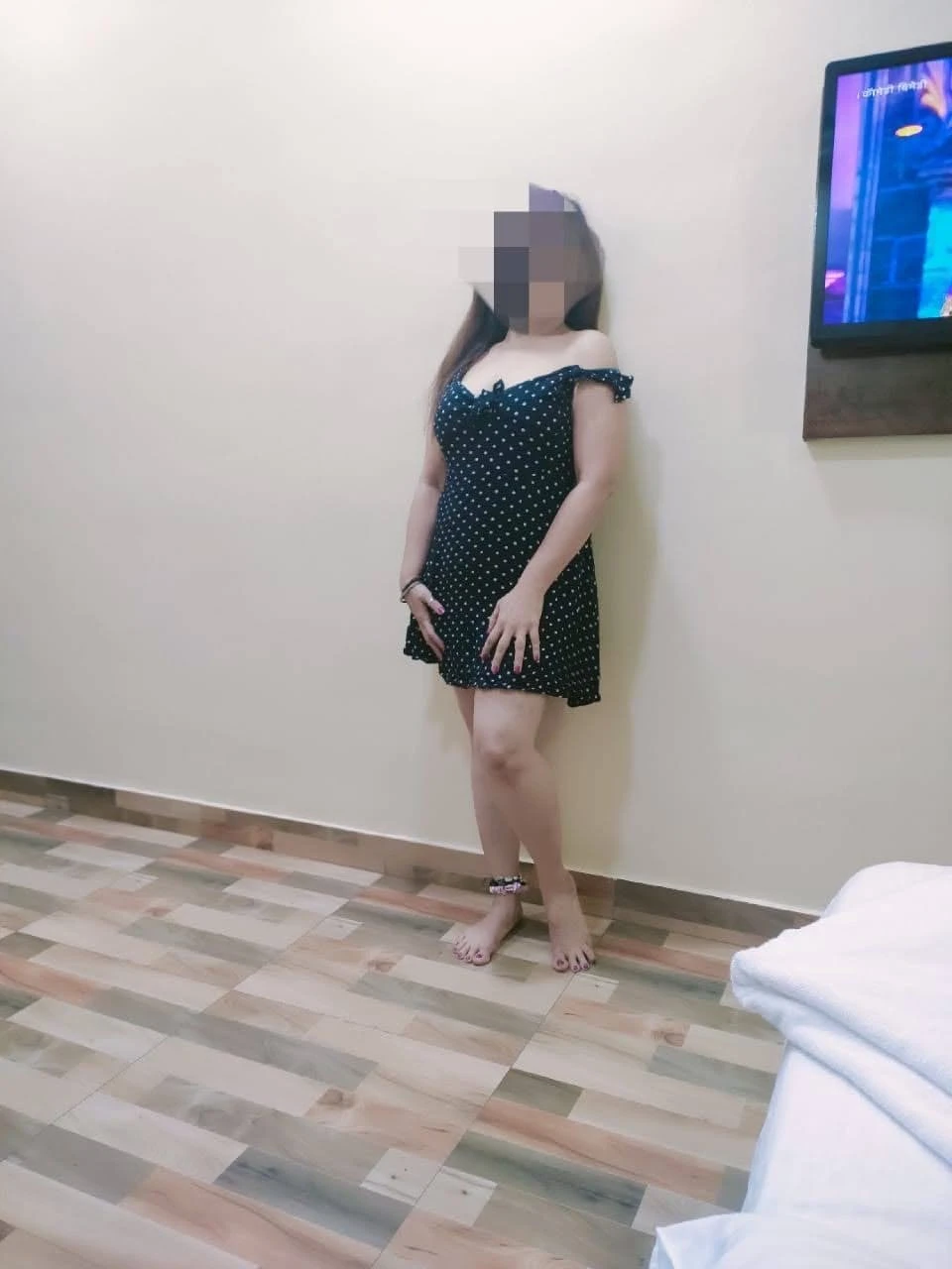 Sabrina – Indian escort in Mumbai — 6 / 7