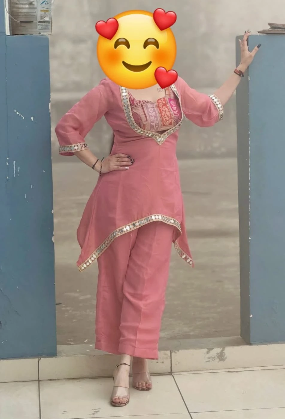 punjabi patola Cam/meet – Indian escort in New Delhi — 9 / 10