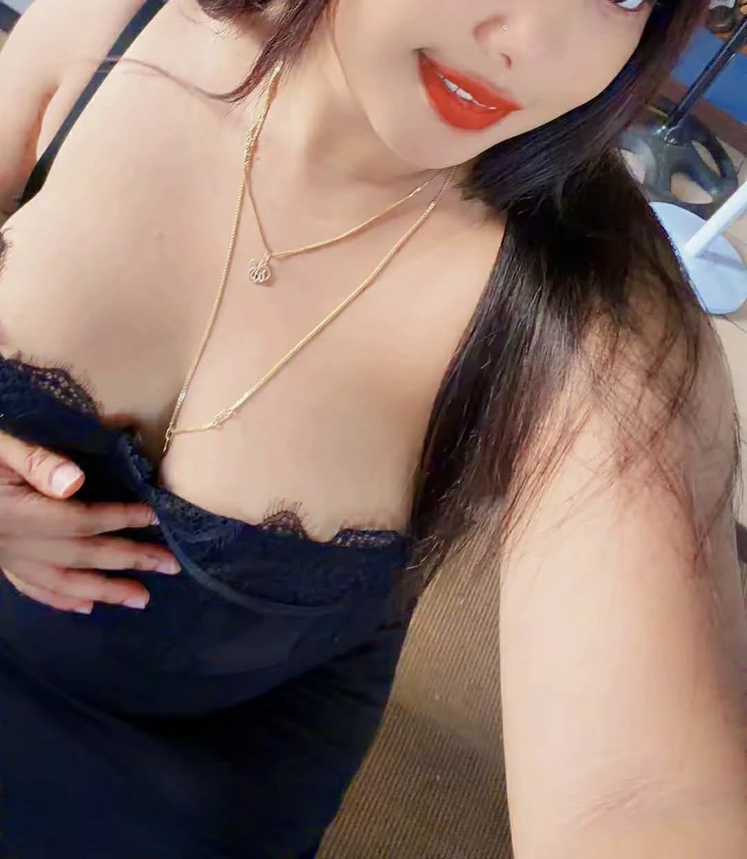 Sexygirlchaude – Algerian escort in Mauritius — 1 / 4