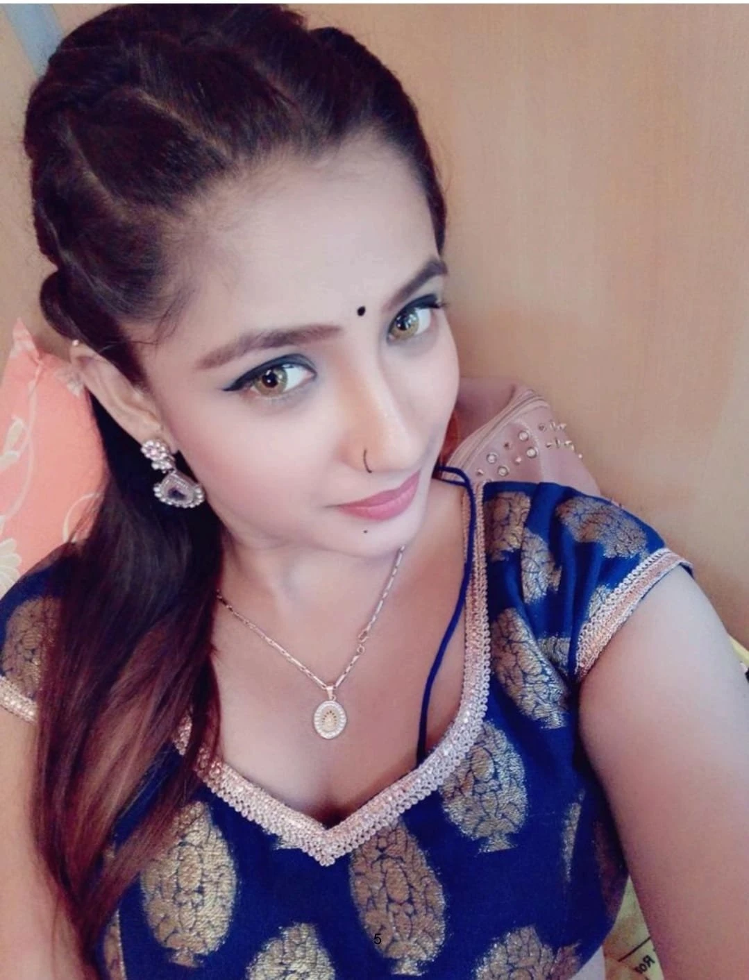 Neha Banarjee🥰 – Indian escort in Kolkata — 3 / 4