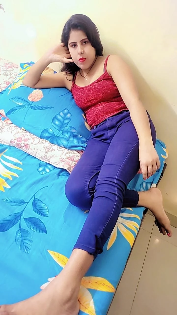 Hi. I am Jyoti Independent – Indian escort in New Delhi — 3 / 6