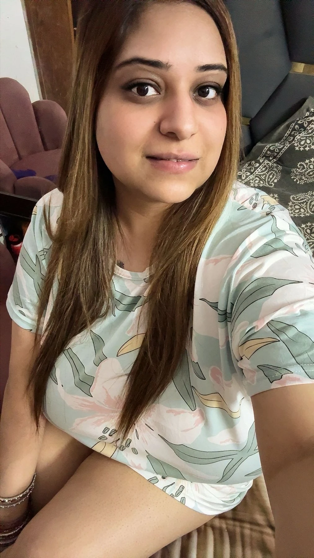 Anshika 🫦 Independent – Indian escort in Lucknow — 2 / 11