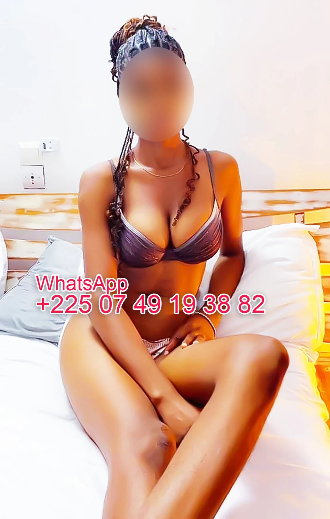 Cookies – Ivorian escort in Abidjan — 4 / 6
