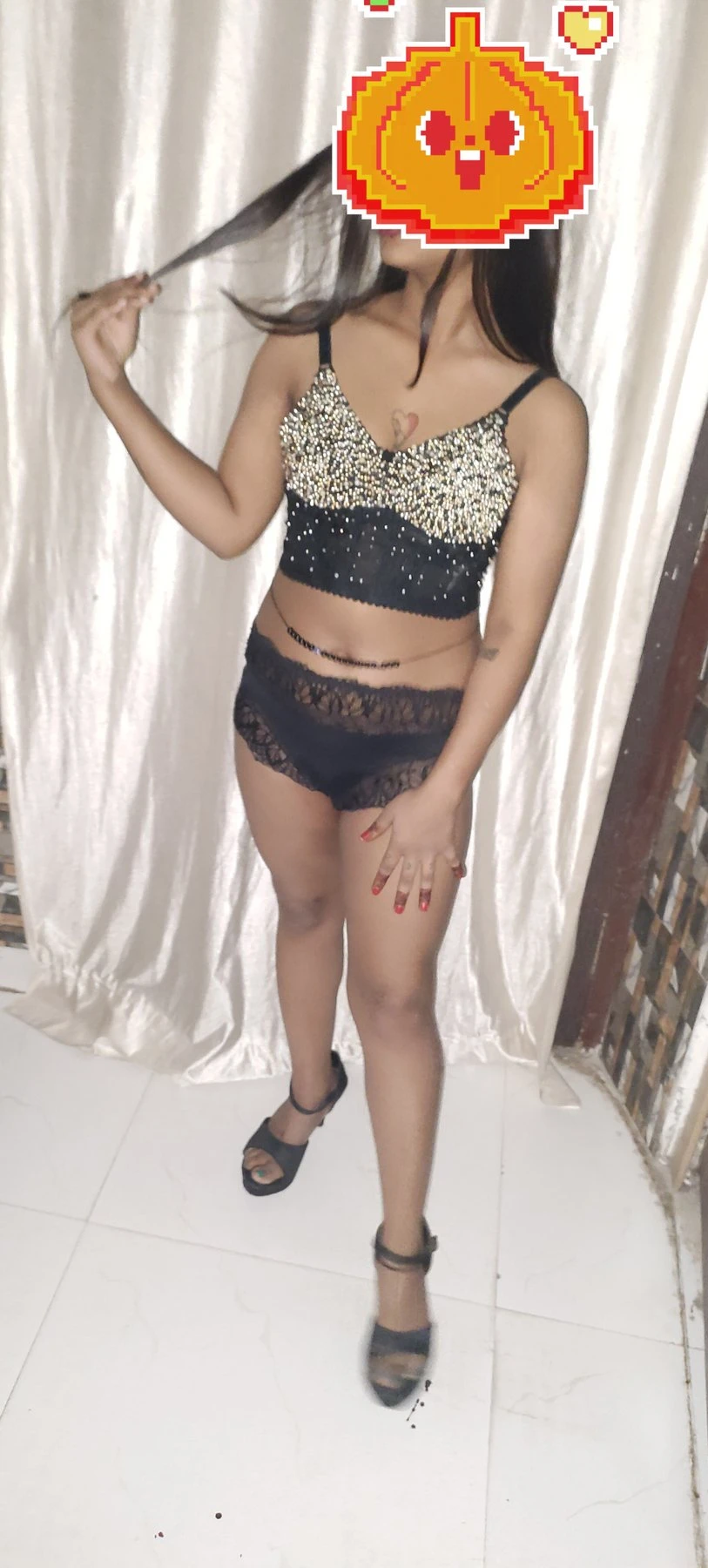 Monika Misstre bdsm meet with cam – Indian escort in New Delhi — 9 / 12