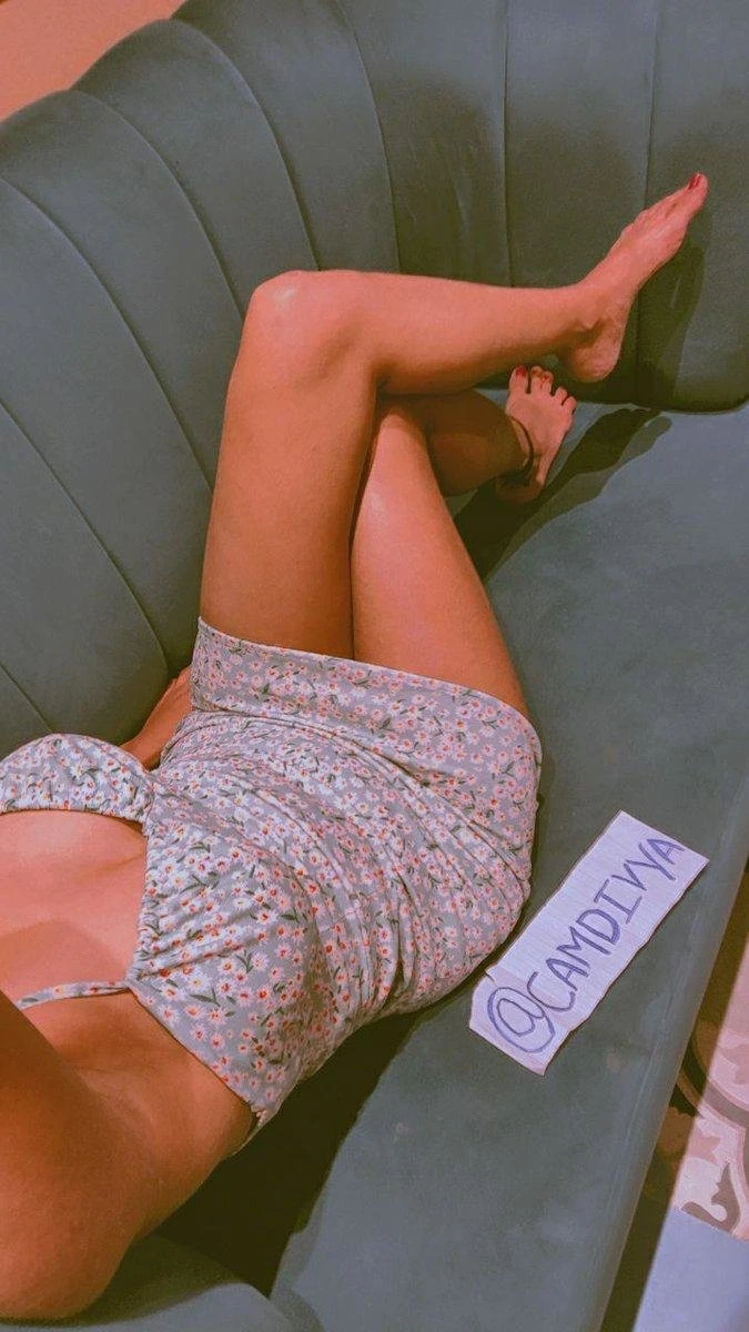 Divya – Sri Lankan escort in Colombo — 3 / 7