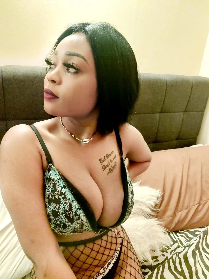 Diana – South African escort in Beirut — 4 / 5