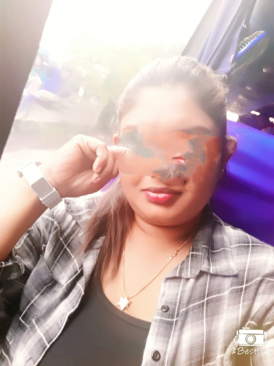 Rashmi Madhara – Sri Lankan escort in Colombo — 6 / 7