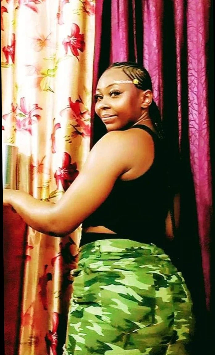 Ella – Ghanaian escort in New Delhi — 5 / 9