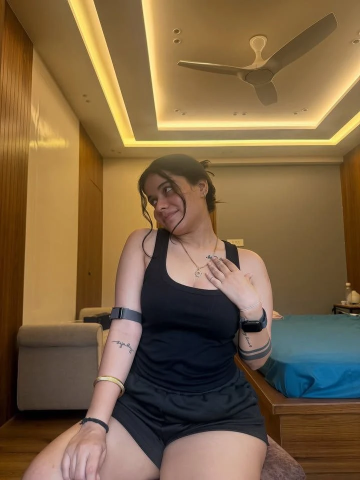 Mansi Patel – Indian escort in Vadodara — 2 / 5