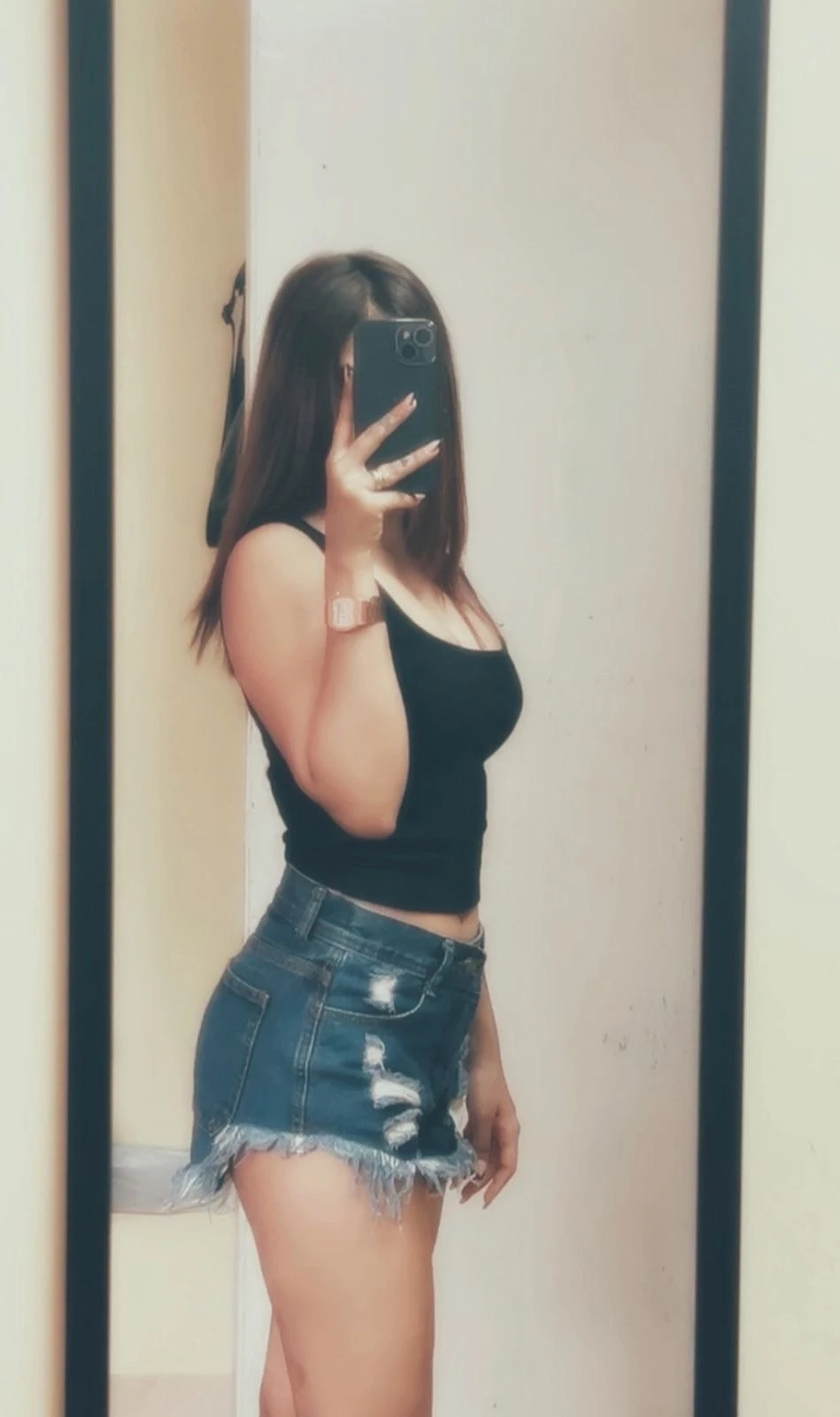 Kritika – Indian escort in Noida — 2 / 5