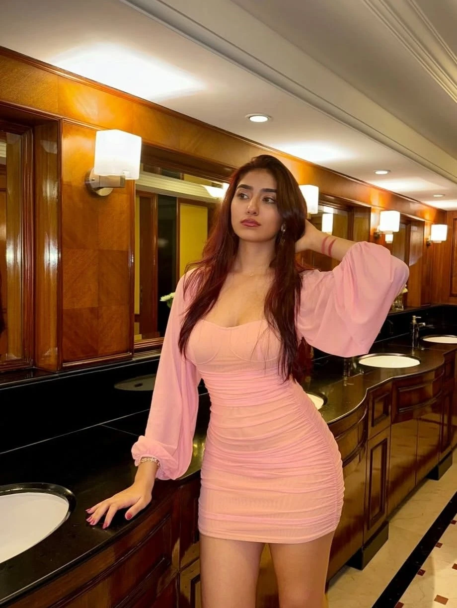 Saniya – Indian escort in Hyderabad — 8 / 9
