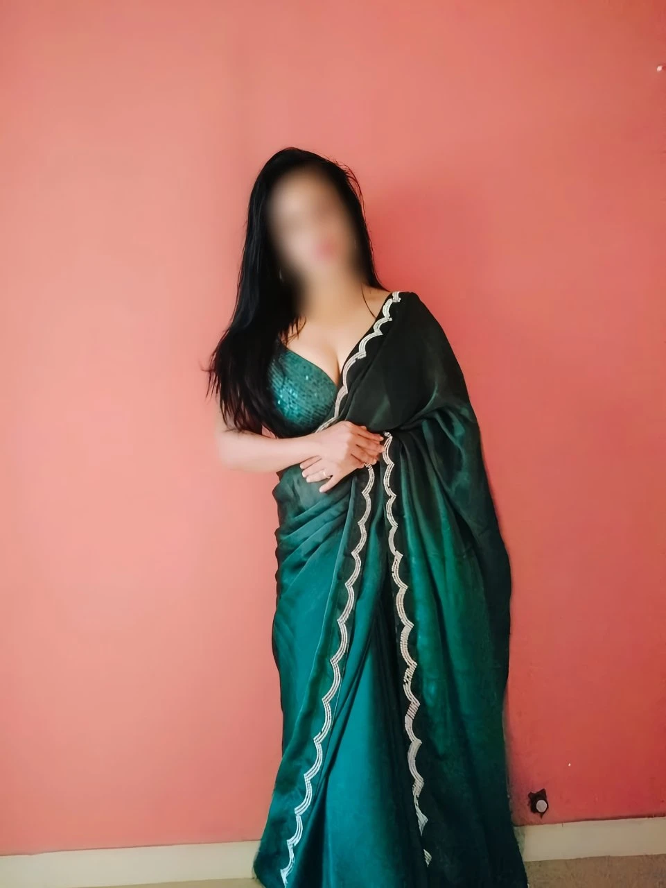 Real Meet & Webcam Shows – Indian escort in Pune — 1 / 6