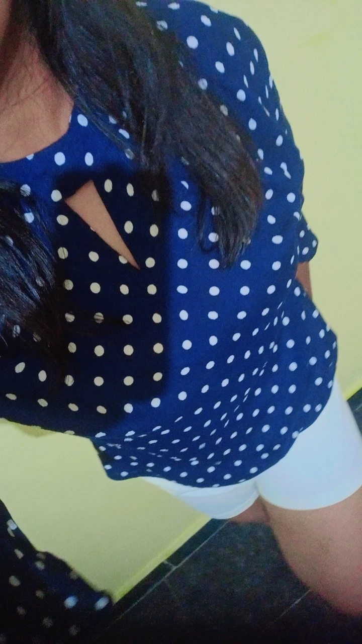 Nimisha Nimmi – Indian escort in Kochi — 16 / 17