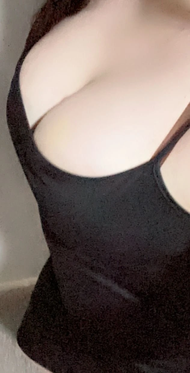 Ghazal – Syrian escort in Erbil — 2 / 5