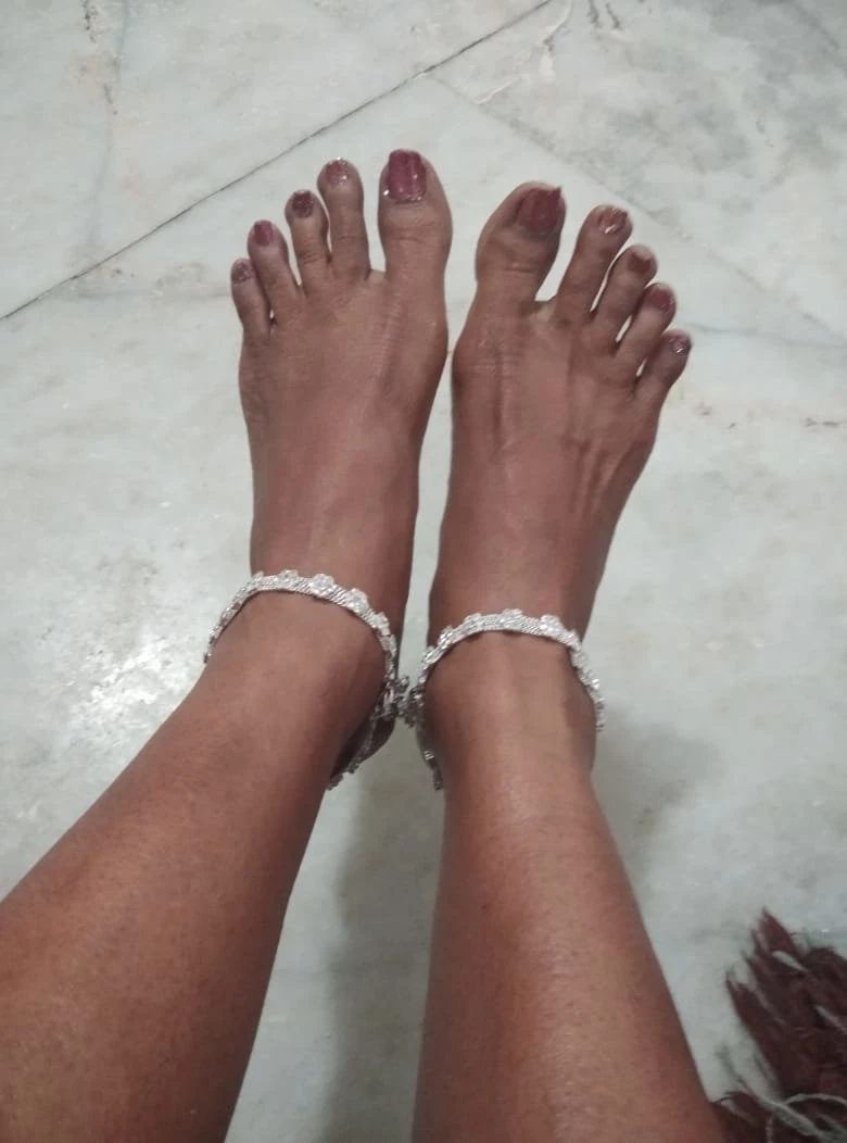 Mohinimistress – Indian escort in New Delhi — 3 / 4
