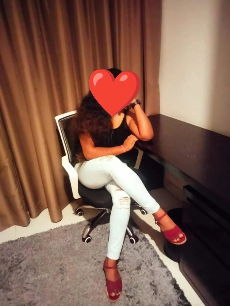 Nethushi Fernando – Sri Lankan escort in Colombo — 2 / 4
