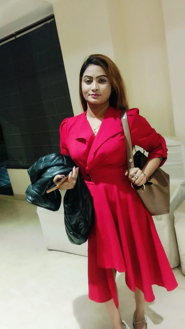 Khushi Saw – Indian escort in Kolkata — 3 / 5