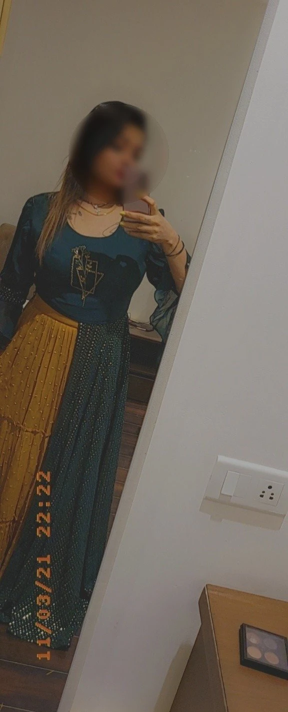 Ragini Sharma – Indian escort in Noida — 3 / 7