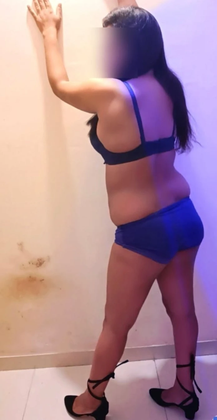 Rinky Cam Session and Real Meet – escort in Mumbai — 15 / 18