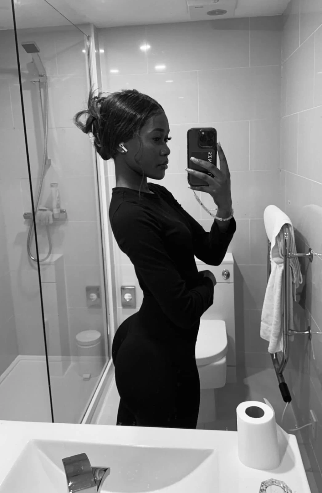 Mistress Lor. Ne – Mauritanian dominatrix in Beirut — 2 / 4