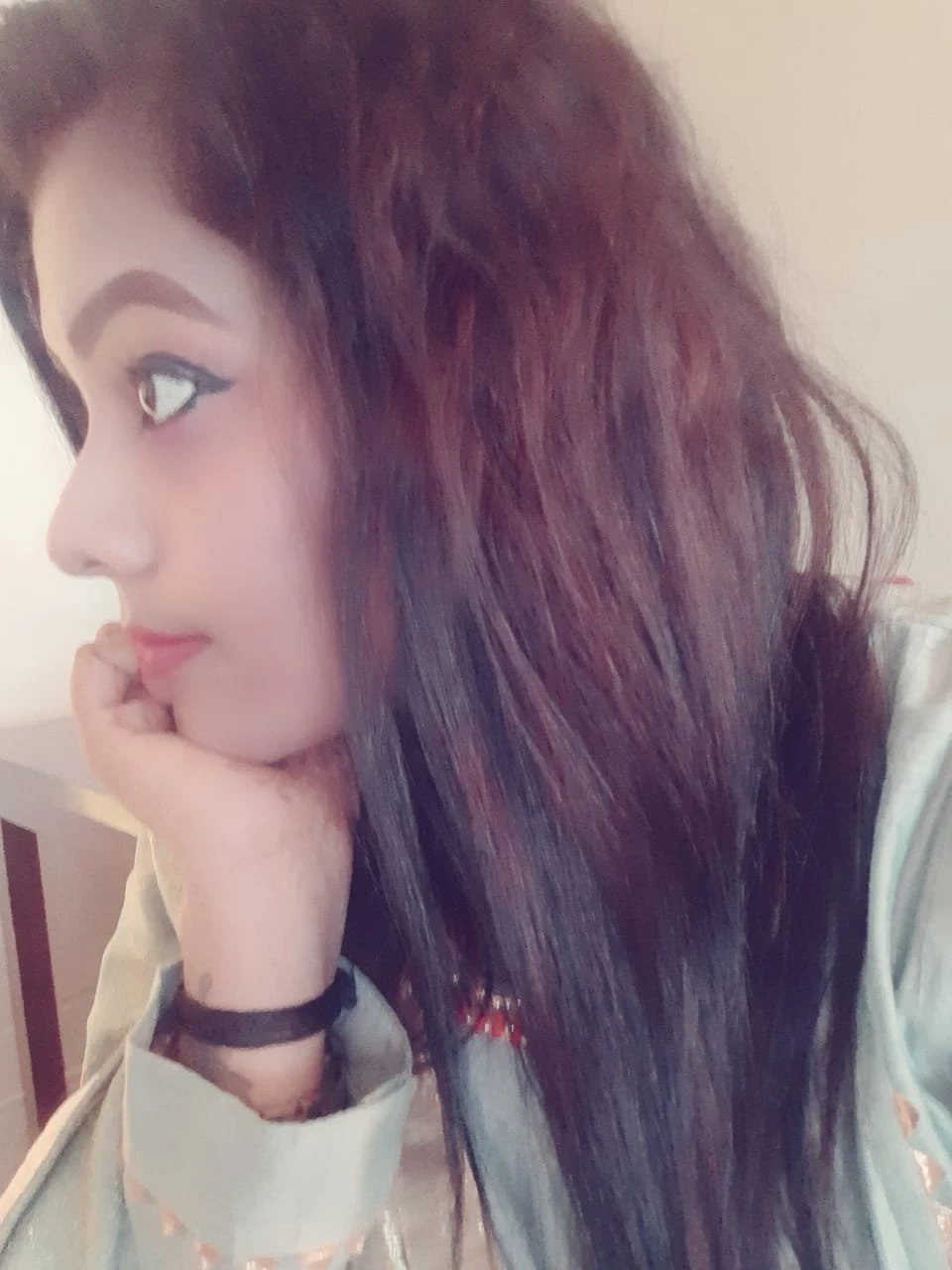 Divya – Indian escort in Mumbai, Escort, Mumbai