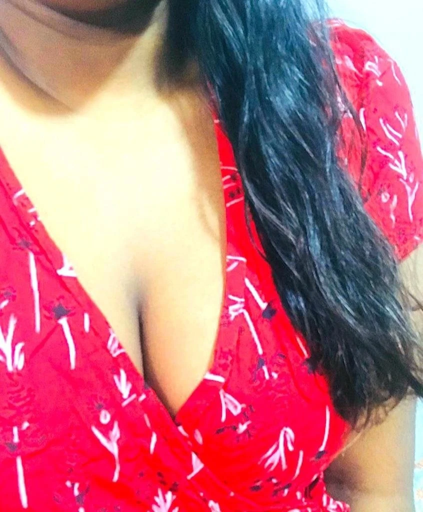 Janu Webcam ❤ – Sri Lankan escort in Colombo — 3 / 5