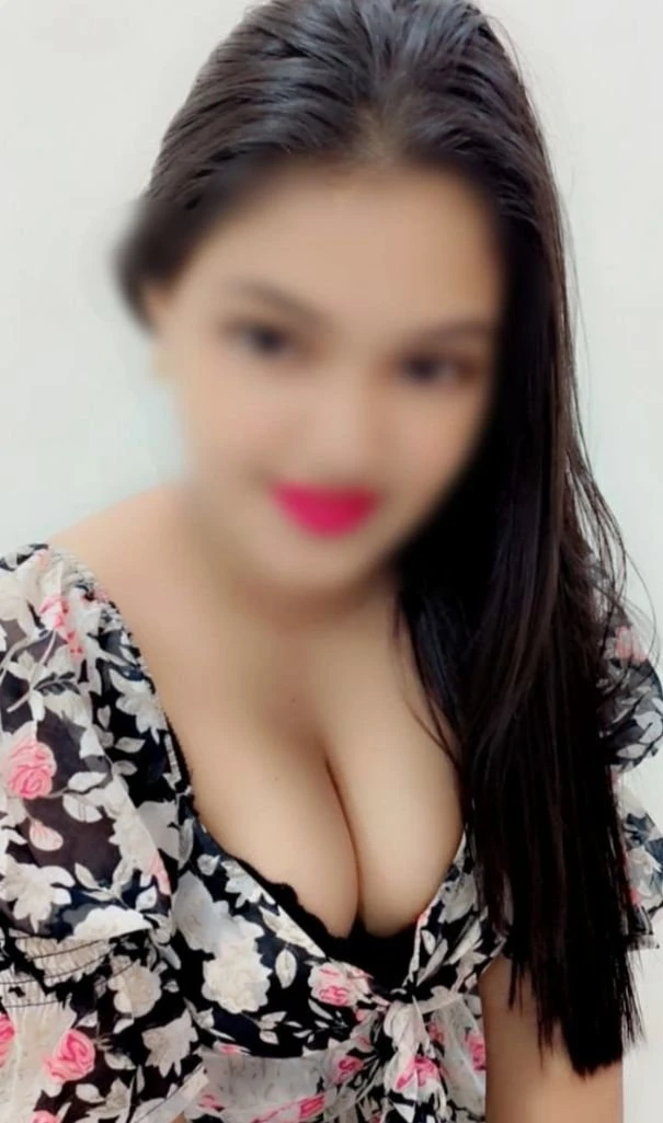Preeti Real meetup & Cam Session – Indian escort in Gurgaon — 3 / 4