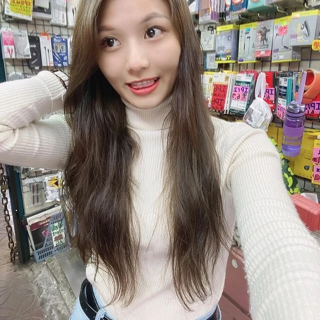 SNacy delete – Singaporean escort in Mauritius — 4 / 5