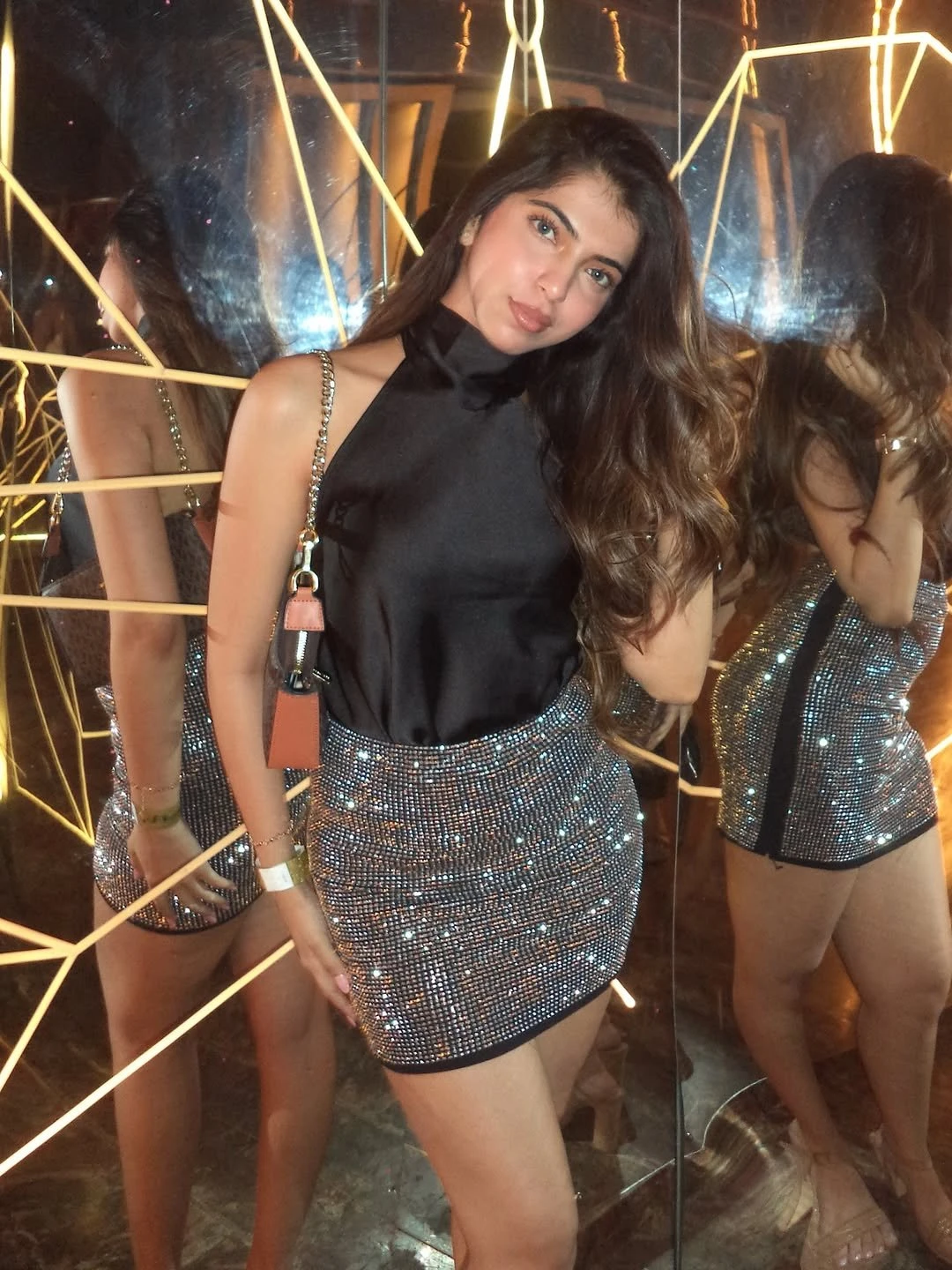 Sanvi Escort – Indian escort in Thane — 2 / 6