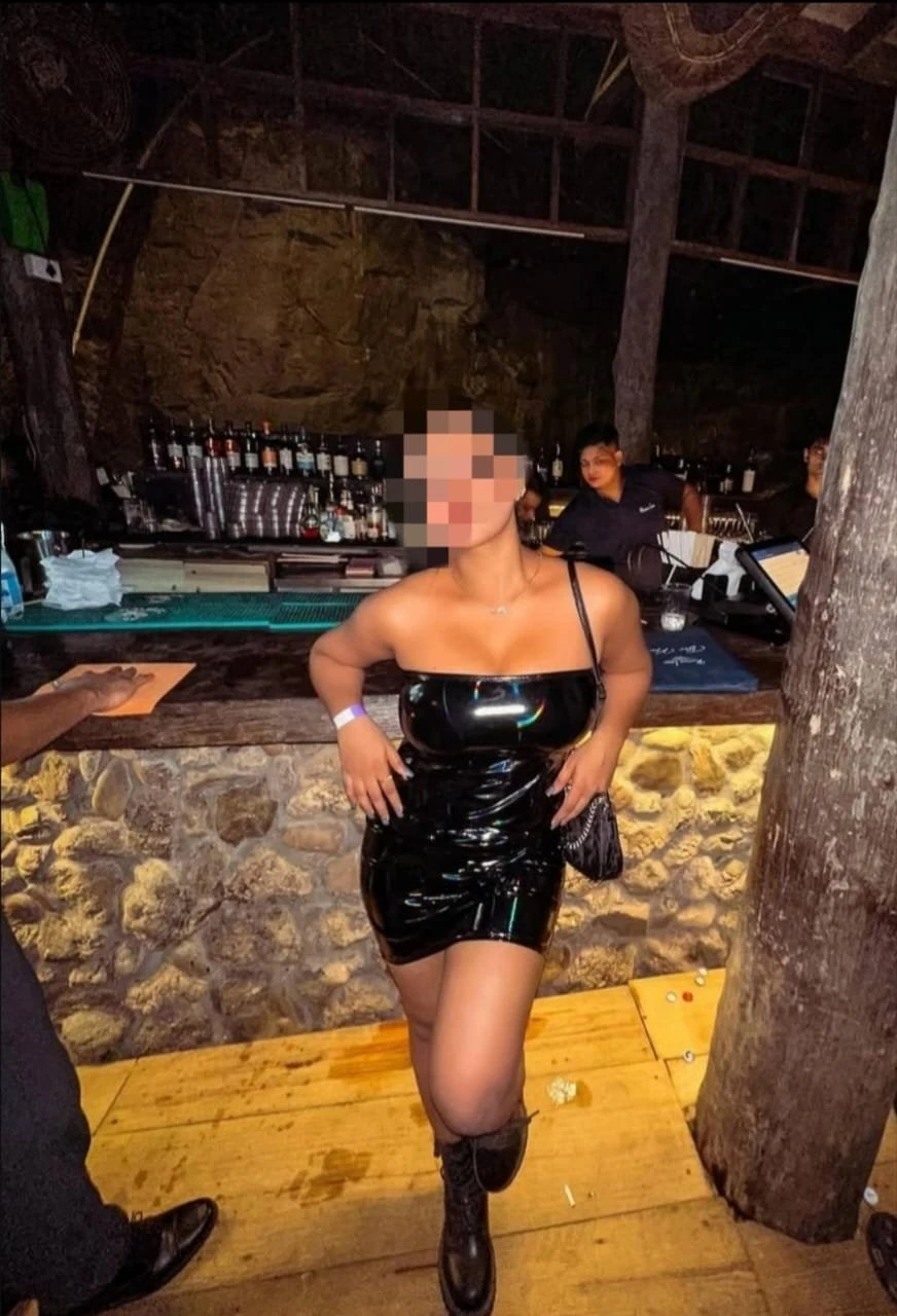 Zoya ...Real meet....no broker – Indian escort in Kolkata — 4 / 7