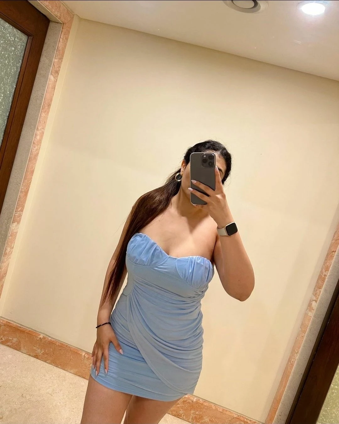 Tusshi ready to meet – Indian escort in Hyderabad — 9 / 10