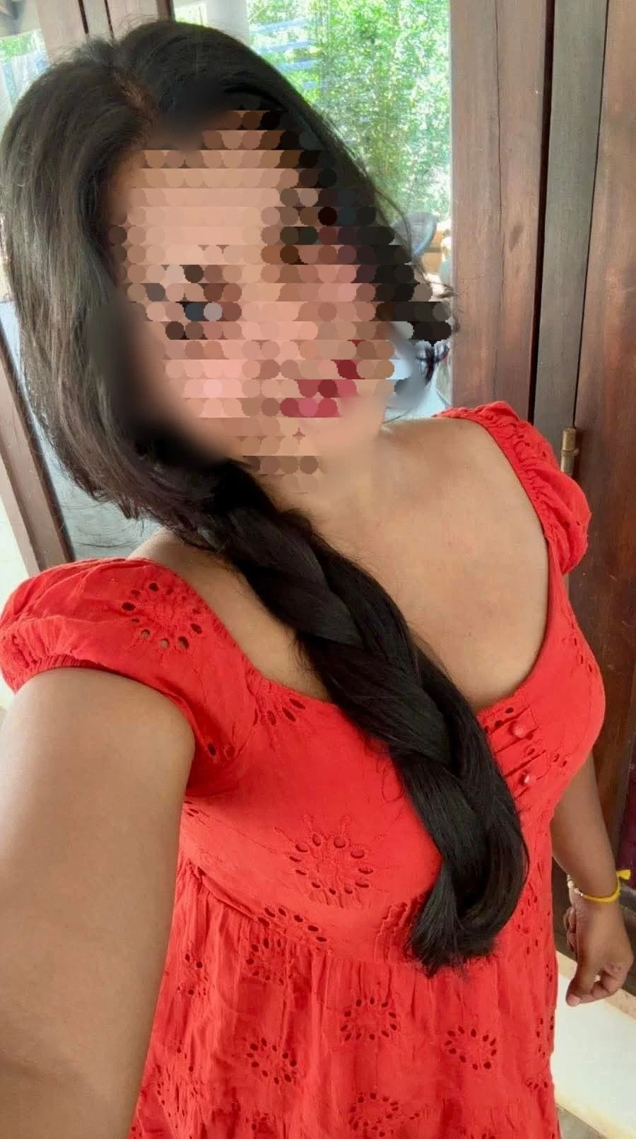 Akarsha – Sri Lankan escort in Colombo — 4 / 5