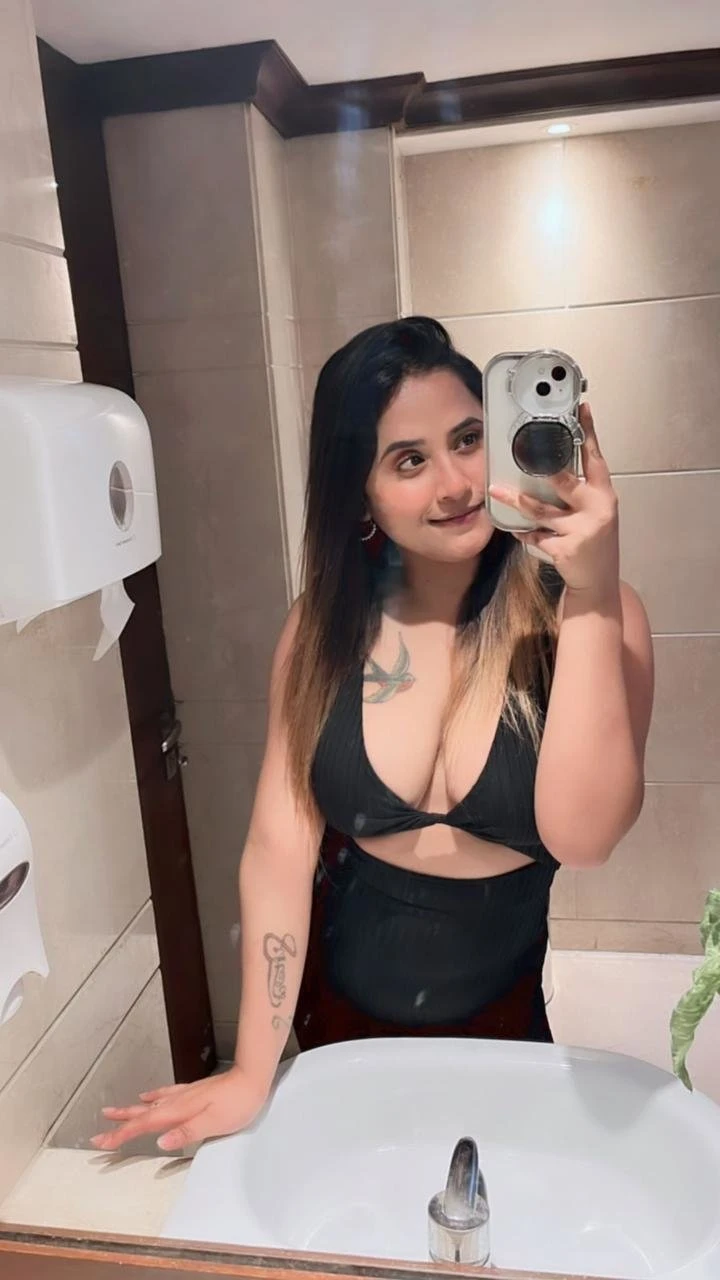 Cash on Delivery Hyderabad Vip Escorts – Indian escort in Hyderabad — 3 / 4