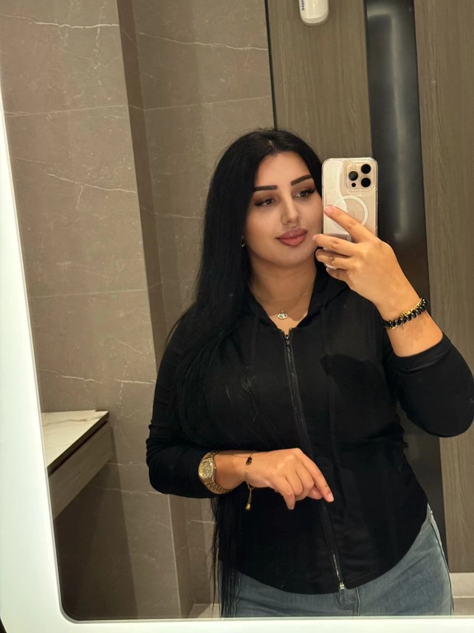 Vip Models Escort Service No Advance Pay – Indian escort in Pune — 5 / 7