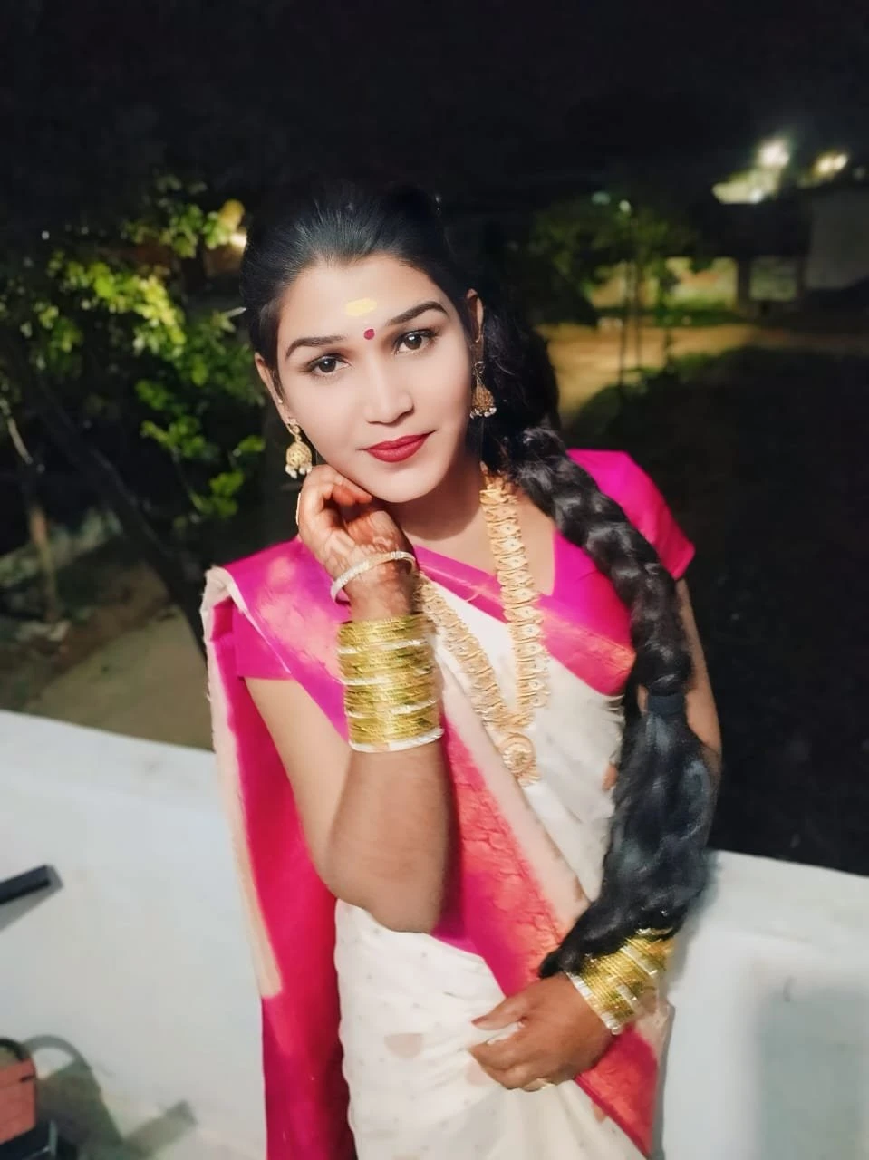 Veena – Indian escort in Hyderabad — 3 / 5