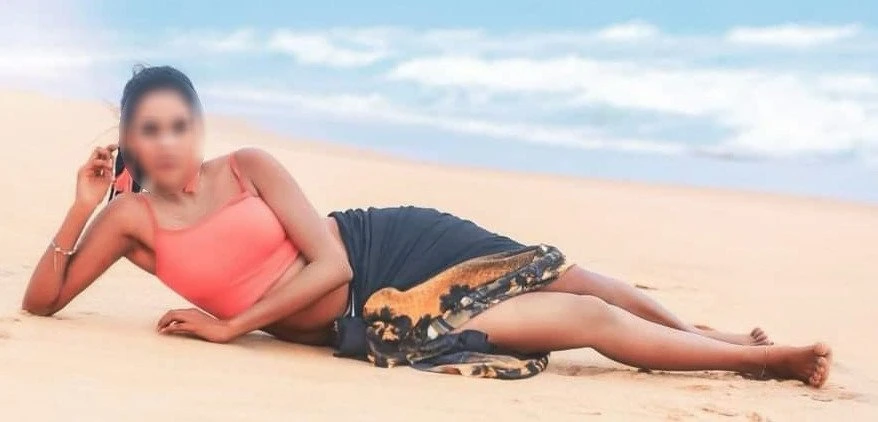 Melissa 22 Years Slim Tall Girl – Sri Lankan escort in Colombo — 4 / 5