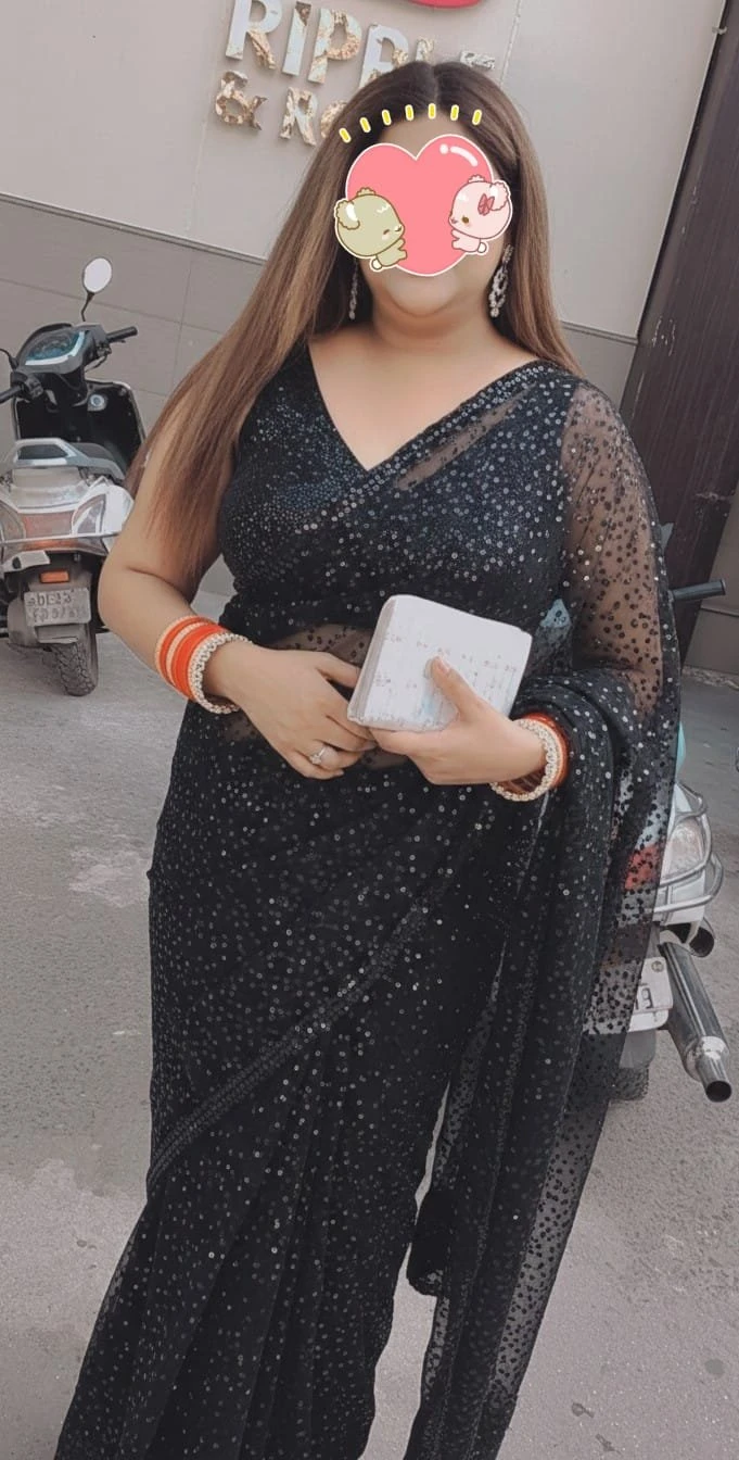 Independent bhabhi cam show – Indian adult performer in New Delhi — 25 / 30
