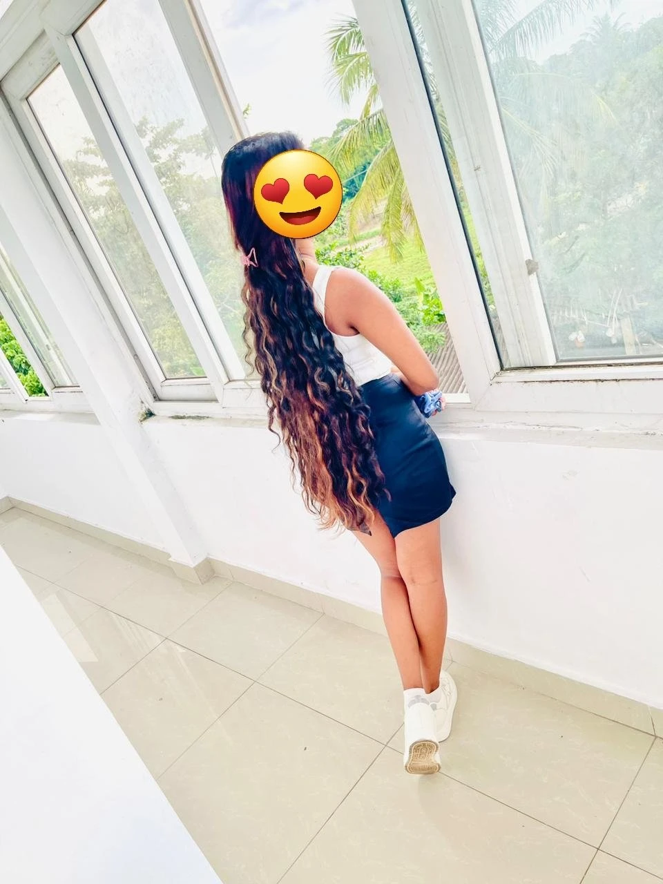Teena Long Hair Girl in Colombo – Algerian escort in Colombo — 3 / 4