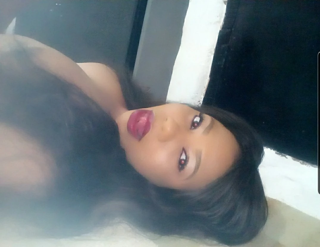 Jasmine – Guyanese escort in Abidjan — 2 / 3
