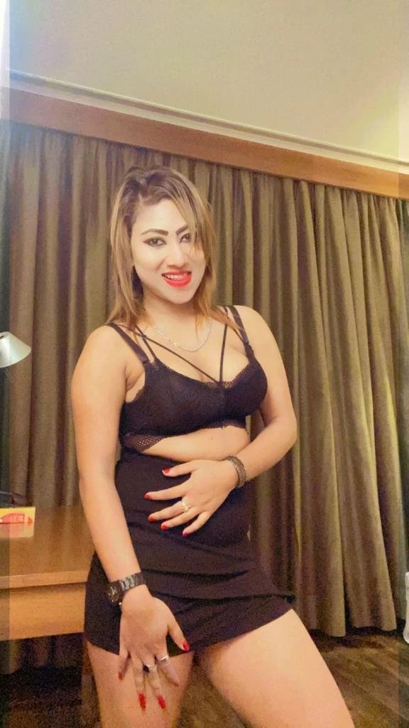 Yogita Chawla – Indian escort in New Delhi — 2 / 5
