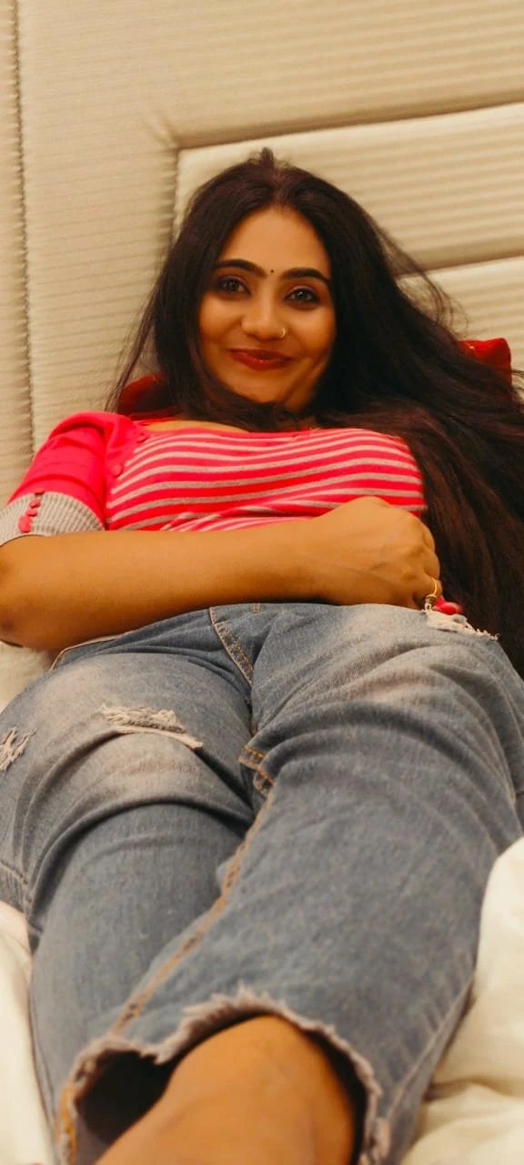 I Am Independent Shivani. Come and Enjoy – Indian escort in Pune — 1 / 2