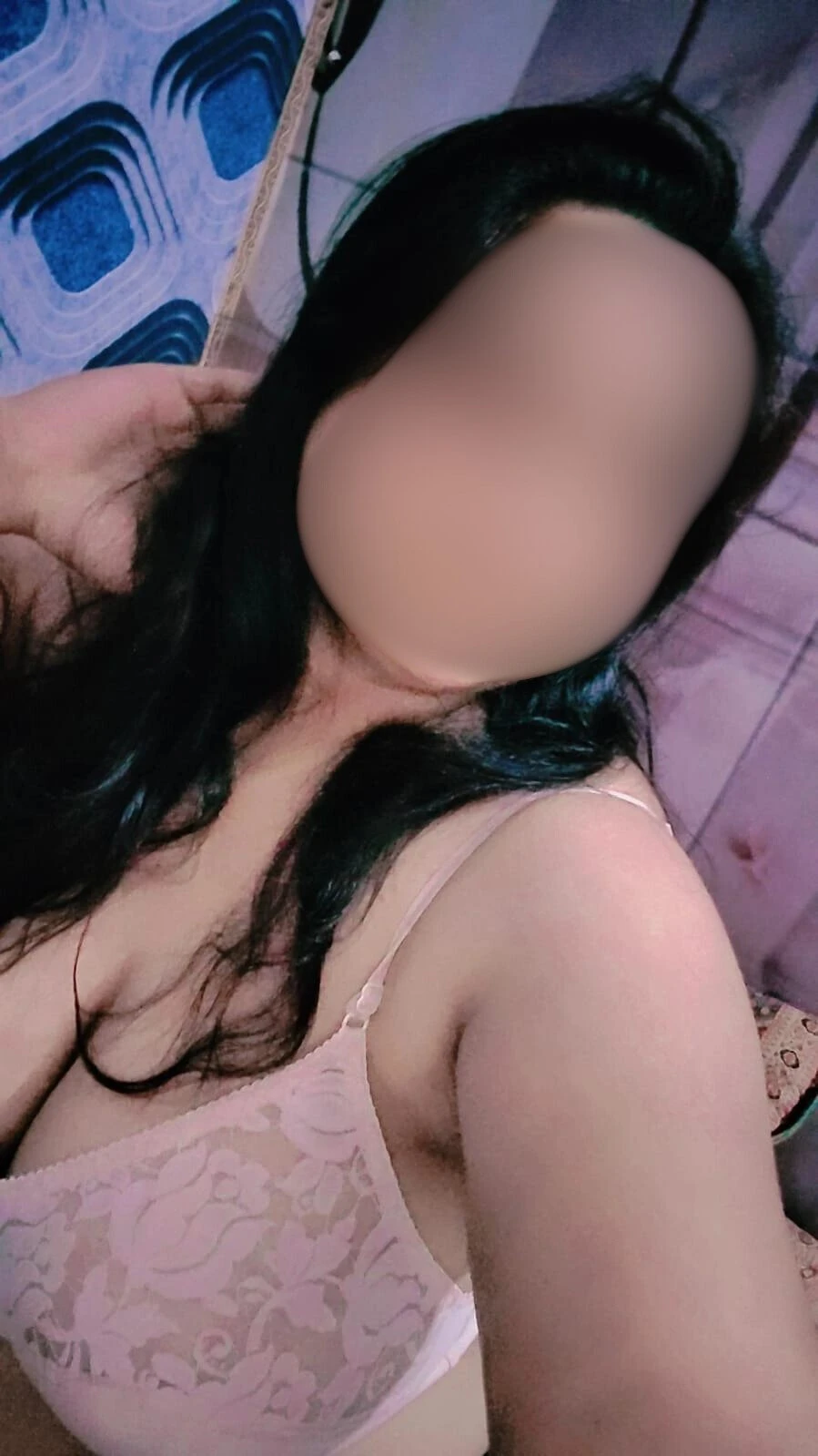 Jaspreet Kaur – Indian escort in New Delhi — 2 / 5