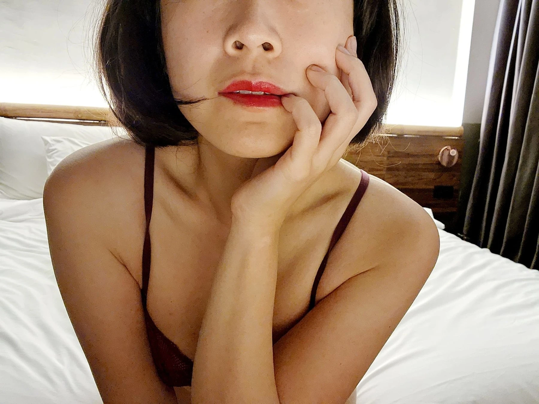 Victoria in Hong Kong – Canadian escort in Hong Kong — 3 / 5
