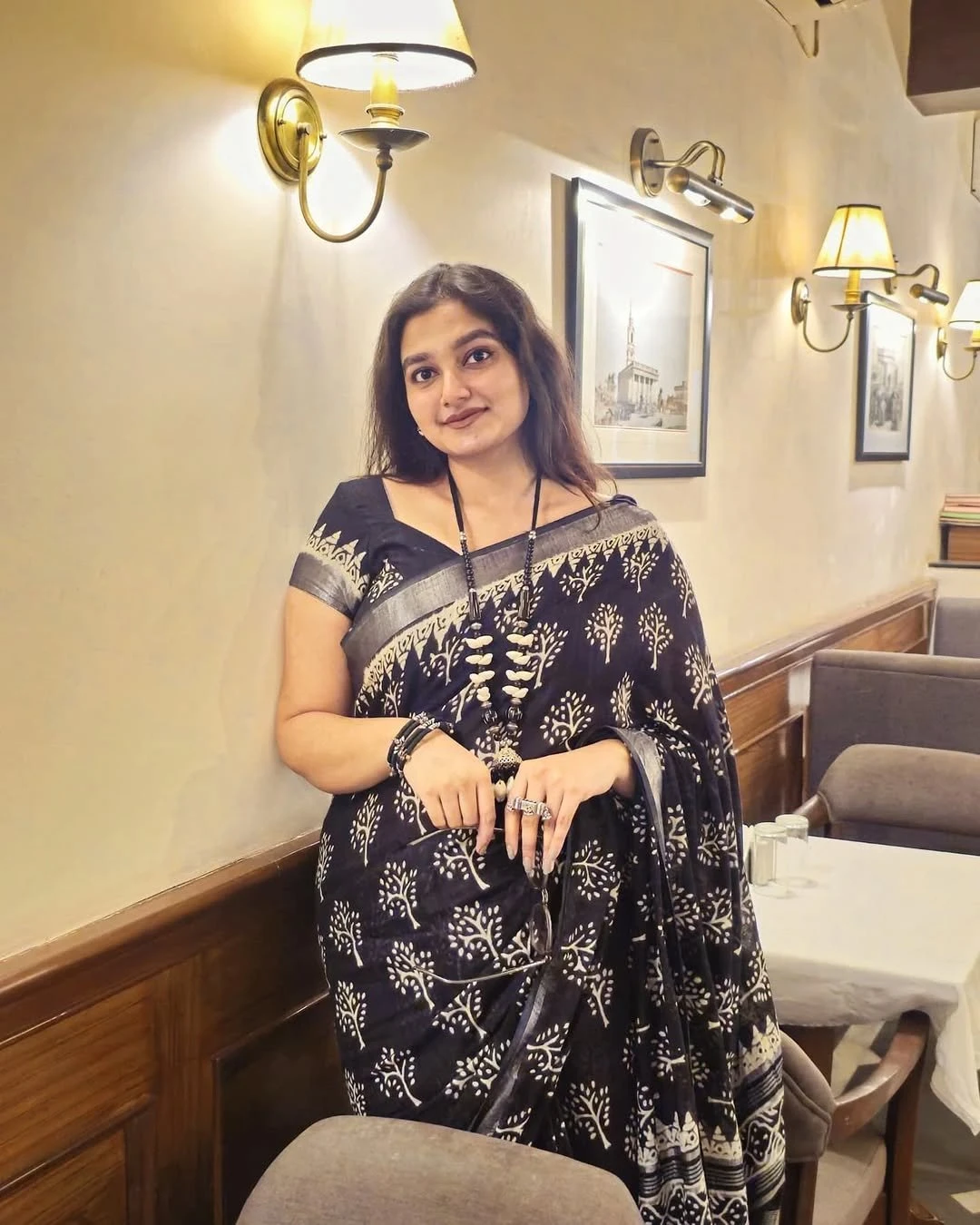 Nidhi – Indian escort in Hyderabad — 2 / 4