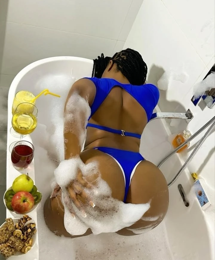 Simi – South African escort in Erbil — 2 / 4